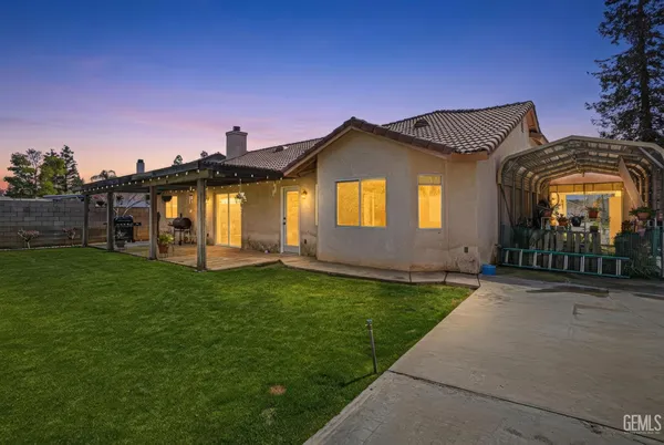 $424,950 | Undisclosed Address, Bakersfield, CA 93308