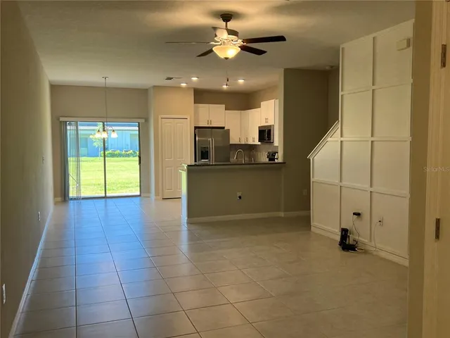 $1,900 | 9627 Pembrooke Pines Drive, Sun City Center, FL 33573