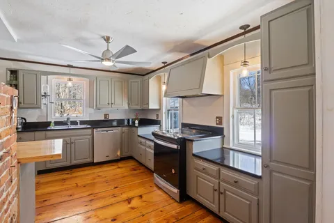 $710,000 | 109 Scribner Road, Fremont, NH 03044