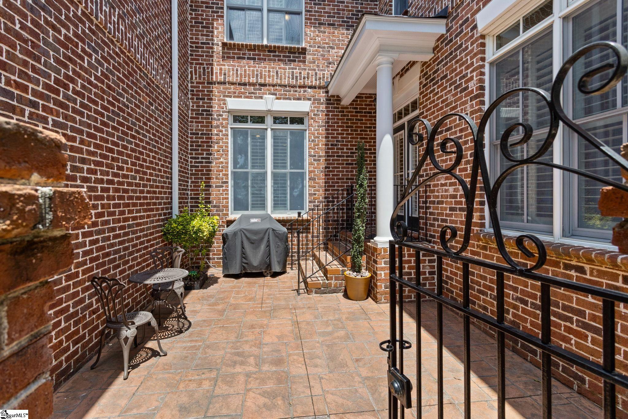 112 Rivoli Lane Greenville, SC 29615 - Photo 5 of 36 Gallery Image 5