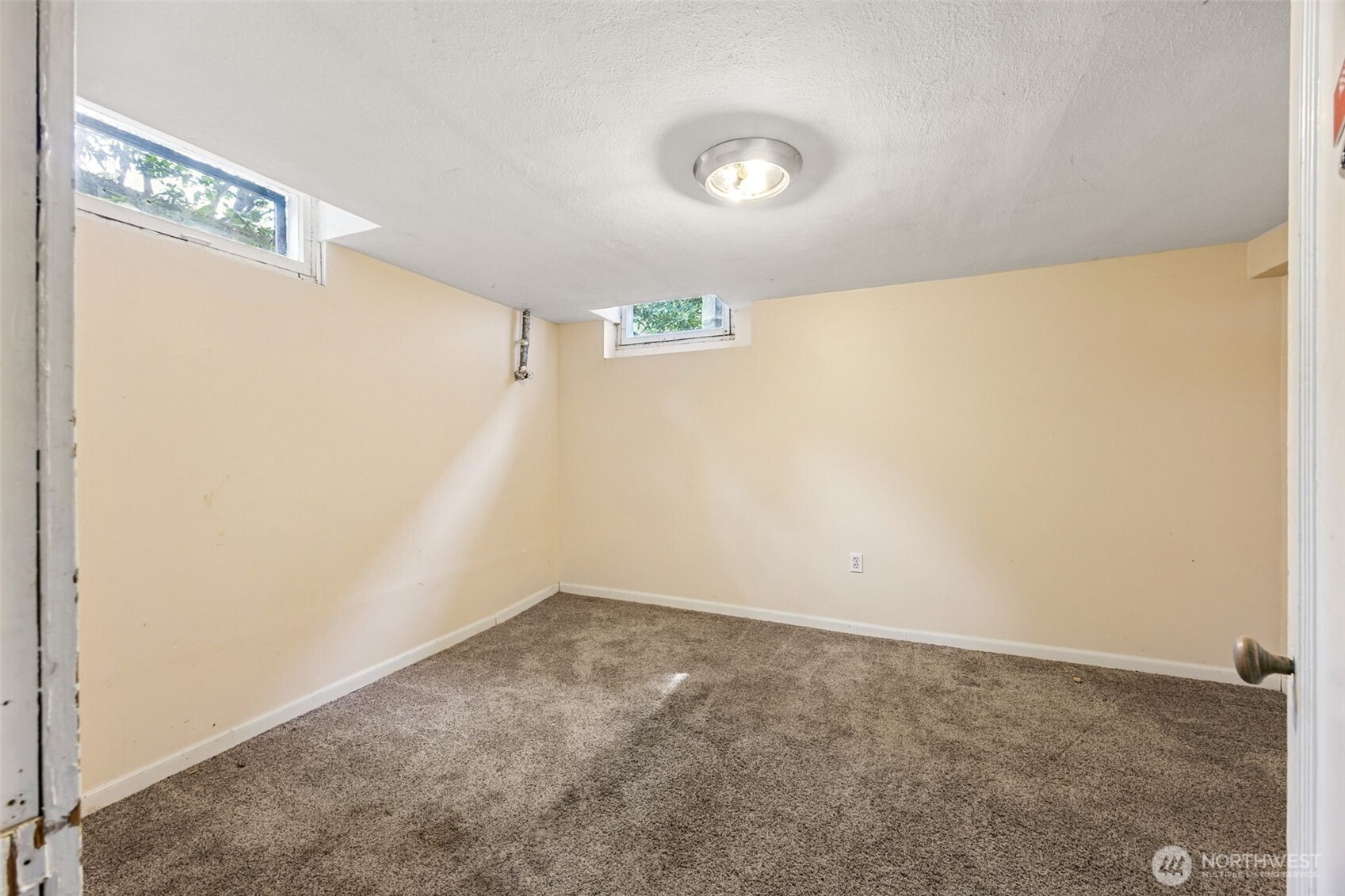 2907 Maringo Road Southeast Olympia, WA 98501 - Photo 21 of 28 Gallery Image 21