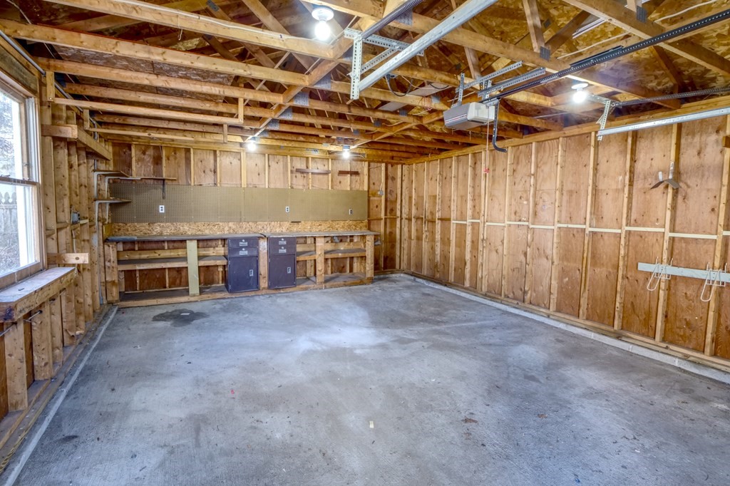 47 Forest Street Springfield, MA 01108 - Photo 31 of 31