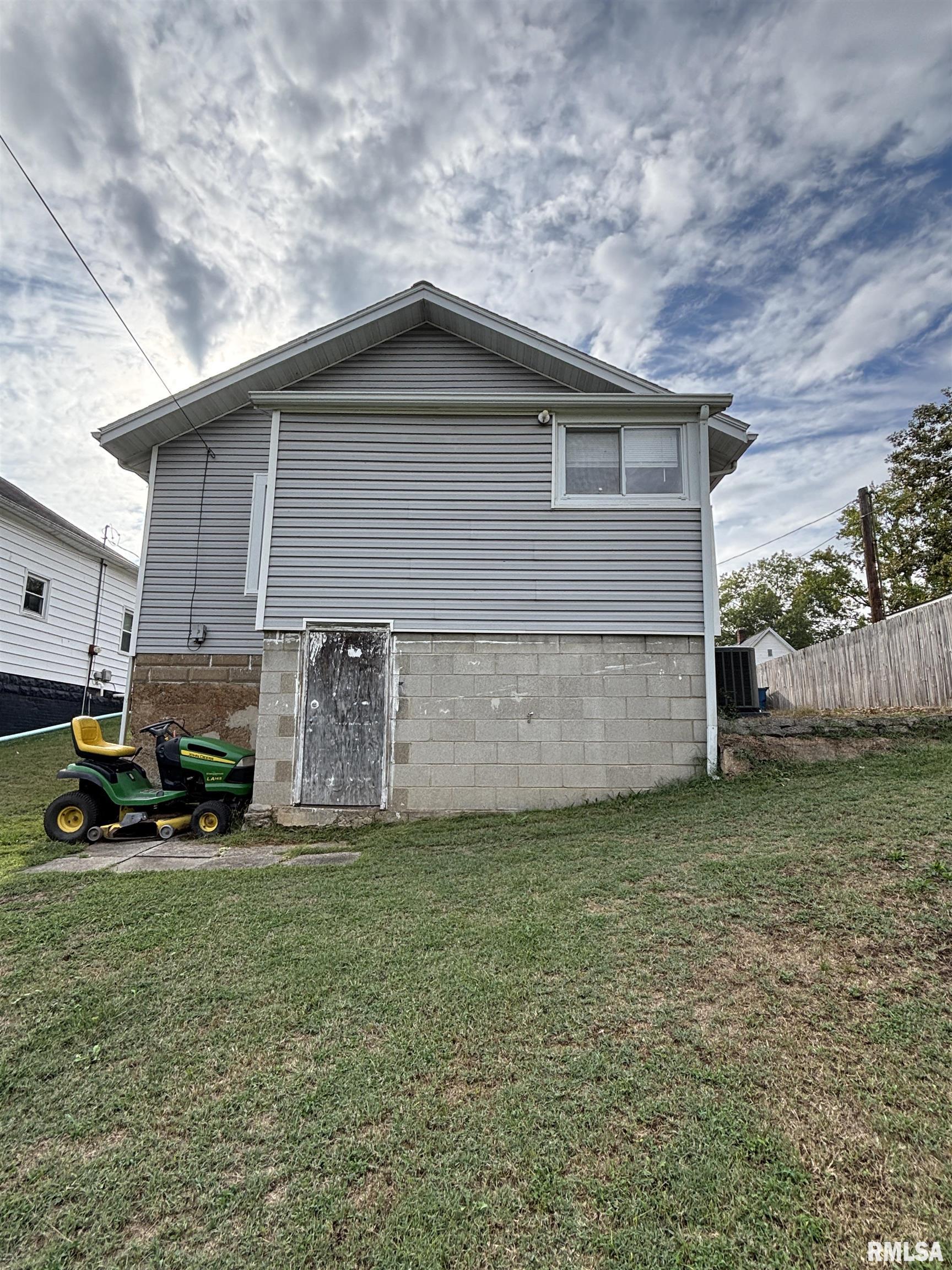 408 North 6th Street Mount Vernon, IL 62864 - Photo 23 of 26