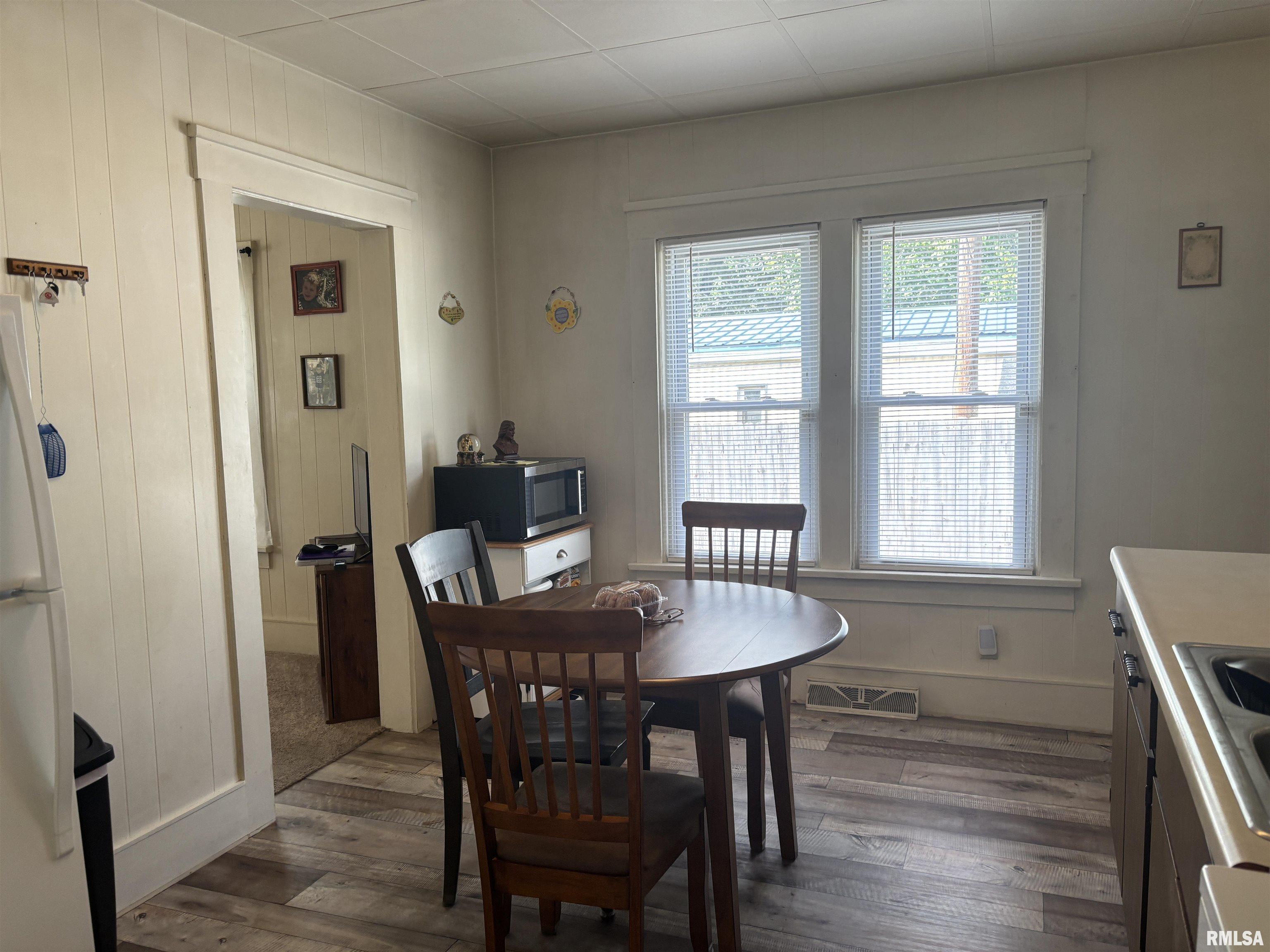 408 North 6th Street Mount Vernon, IL 62864 - Photo 5 of 26