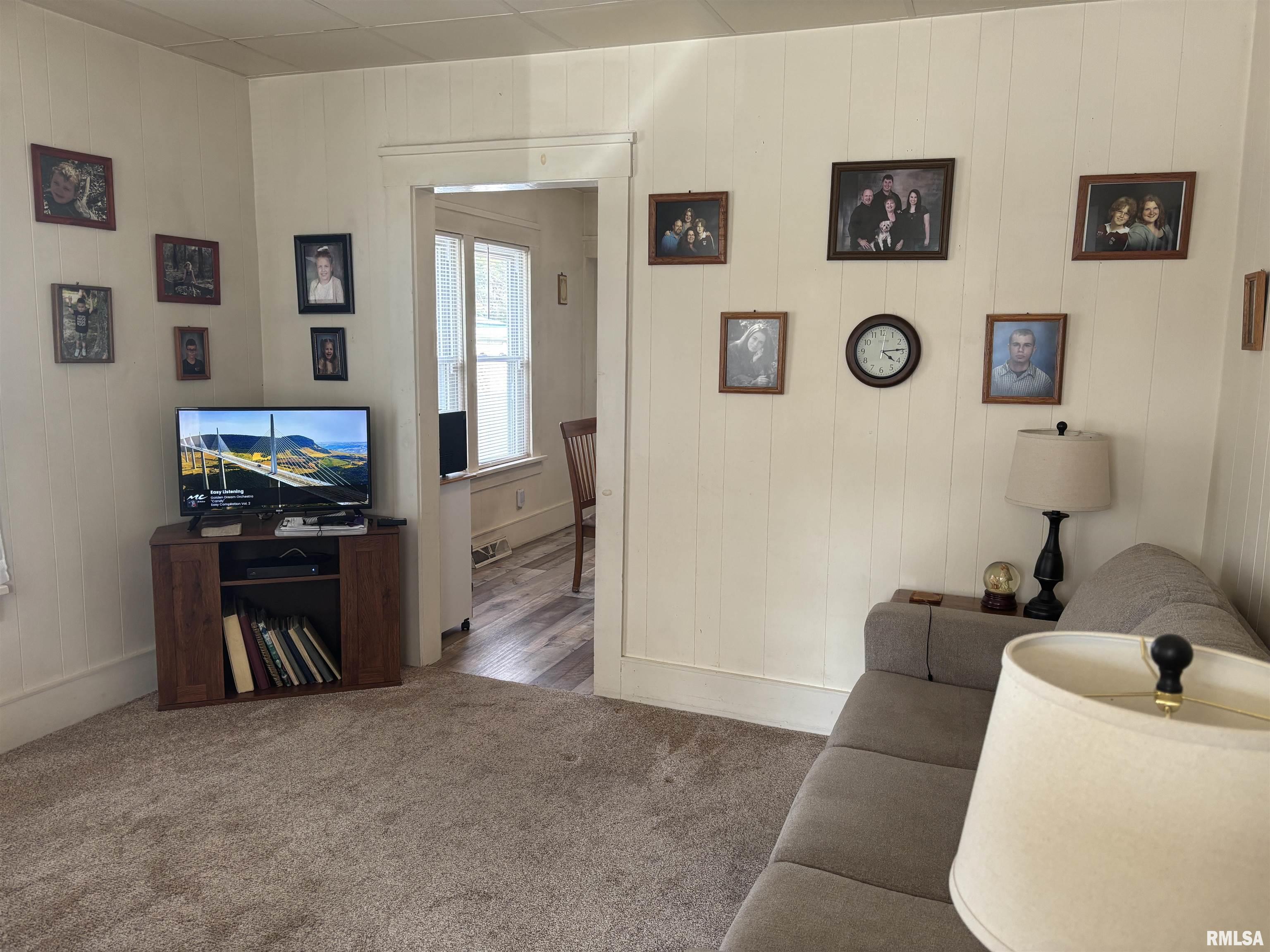 408 North 6th Street Mount Vernon, IL 62864 - Photo 8 of 26