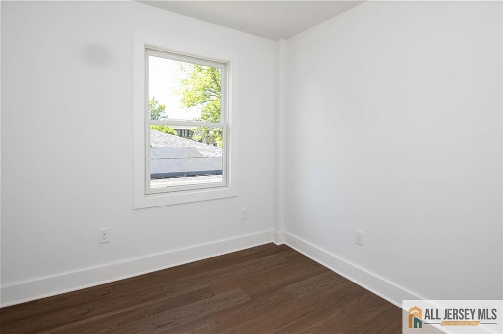 339 Crows Mill Road Fords, NJ 08863 - Photo 20 of 27