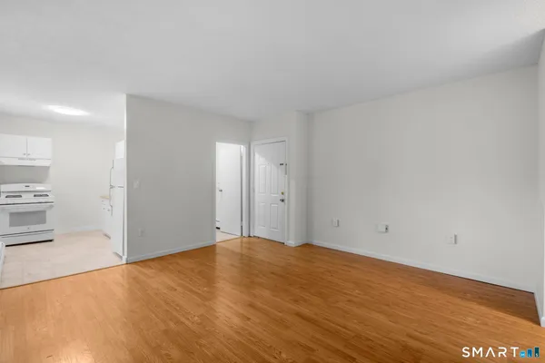 $1,500 | 18 Kelley Street, Unit 2, Bristol, CT 06010