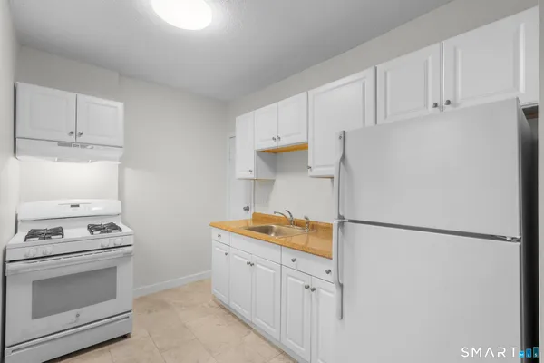 $1,500 | 18 Kelley Street, Unit 2, Bristol, CT 06010