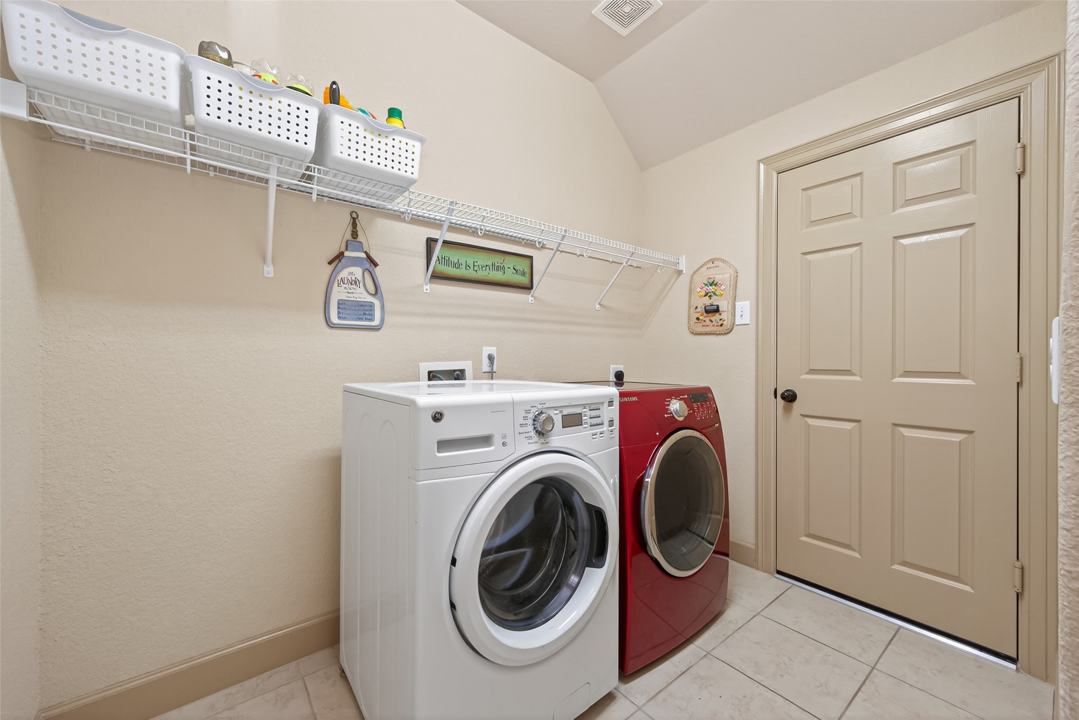 46 Tallgrass Way Spring, TX 77389 - Photo 30 of 50 Utility Room