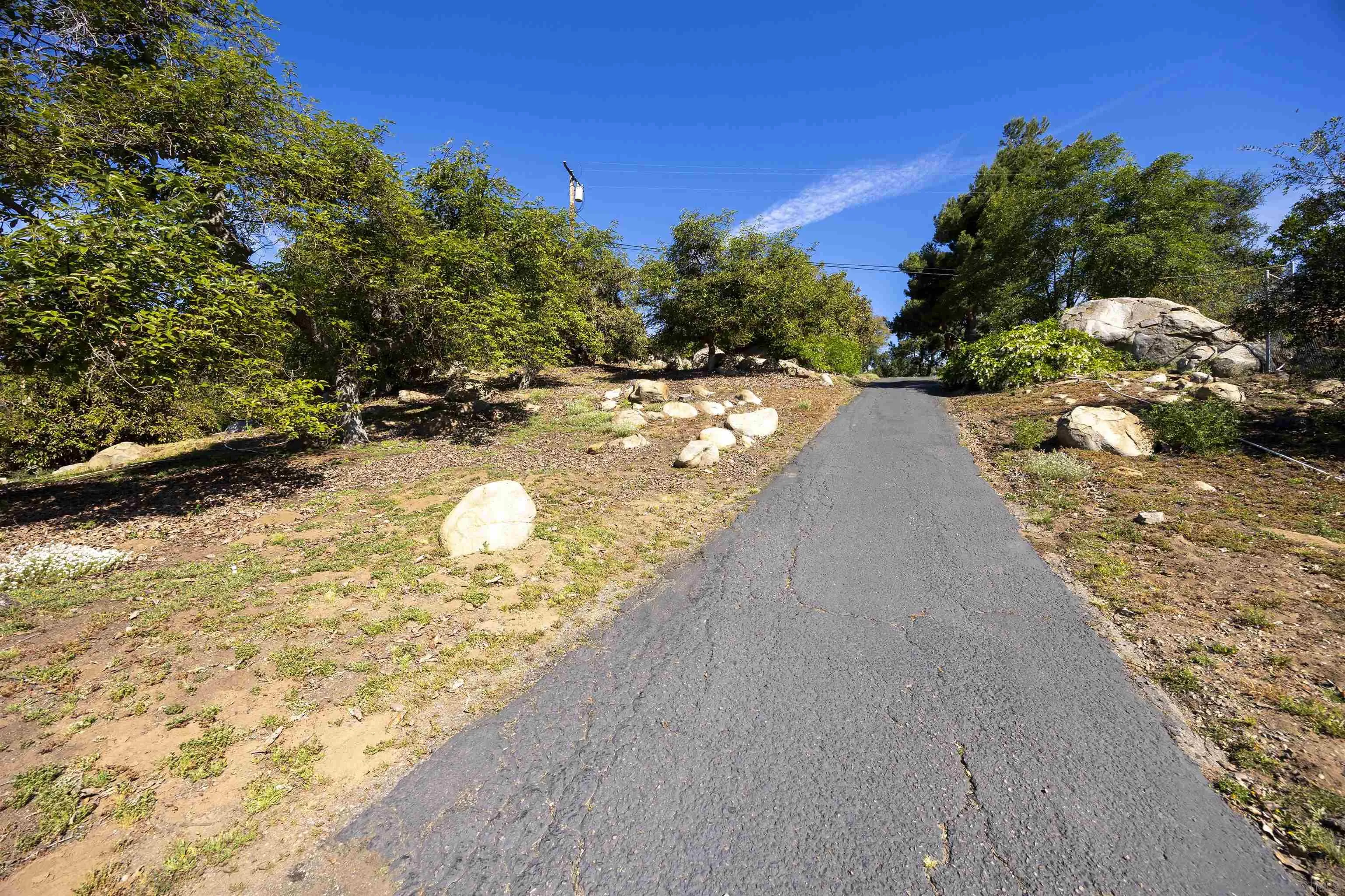 1820 Grove Road El Cajon, CA 92020 - Photo 40 of 74