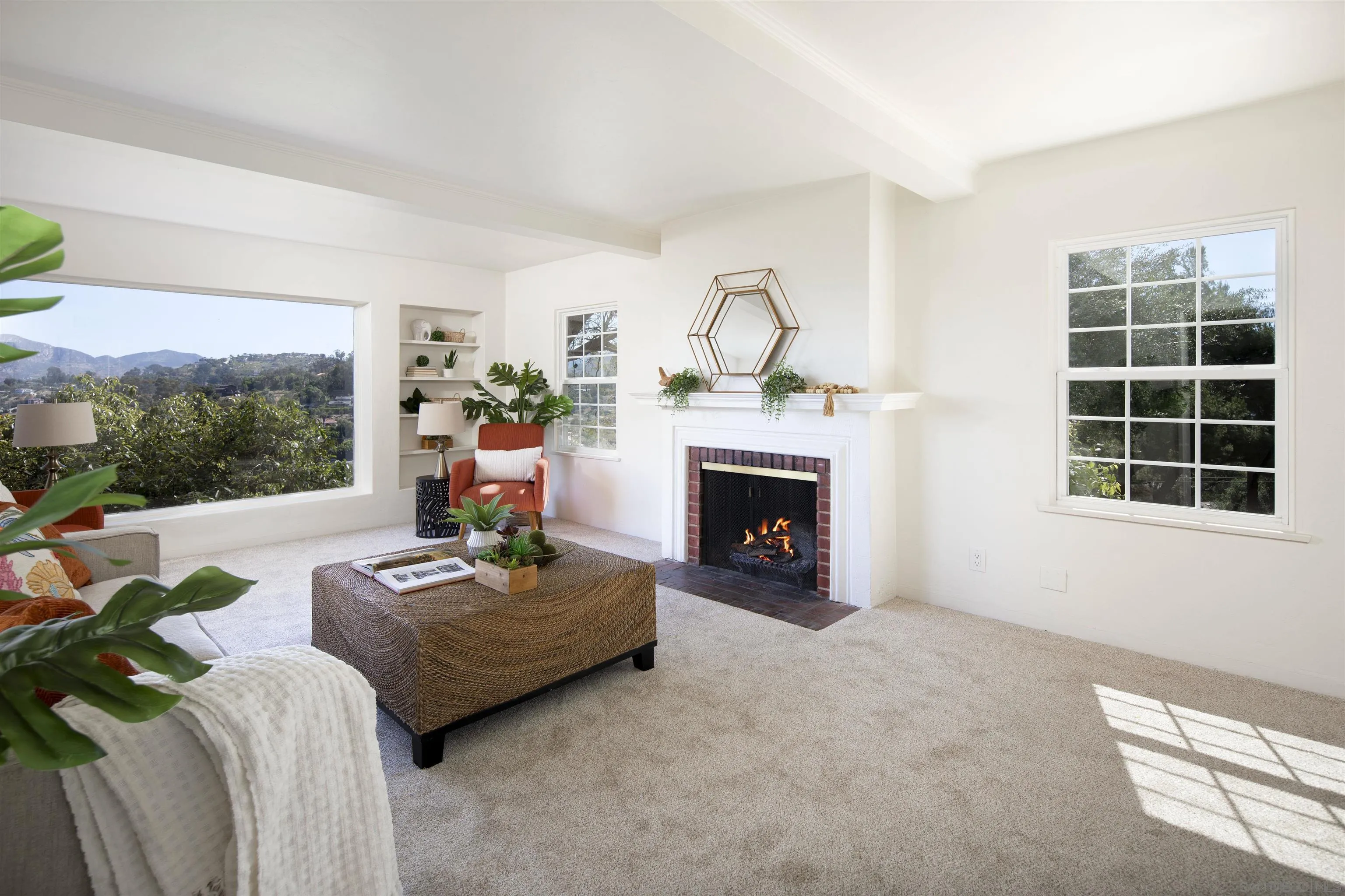 1820 Grove Road El Cajon, CA 92020 - Photo 4 of 74 Living Room