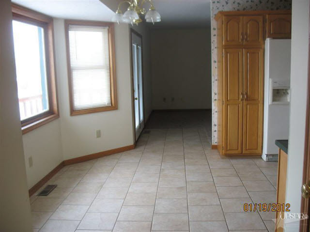 9980 North 200 East Decatur, IN 46733 - Photo 8 of 29