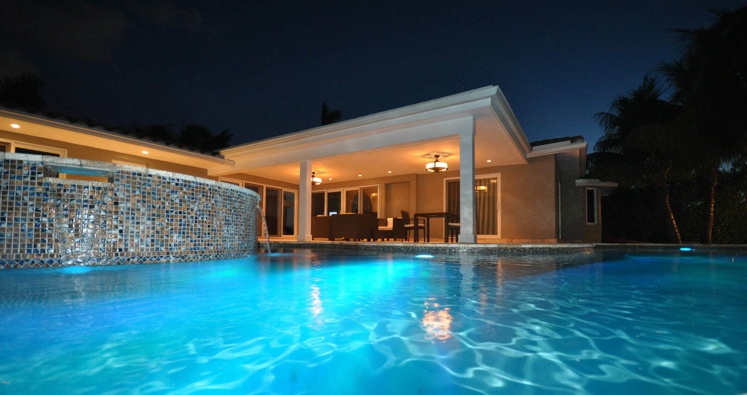 761 Northeast 70th Street Boca Raton, FL 33487 - Photo 3 of 27 DSC_0744