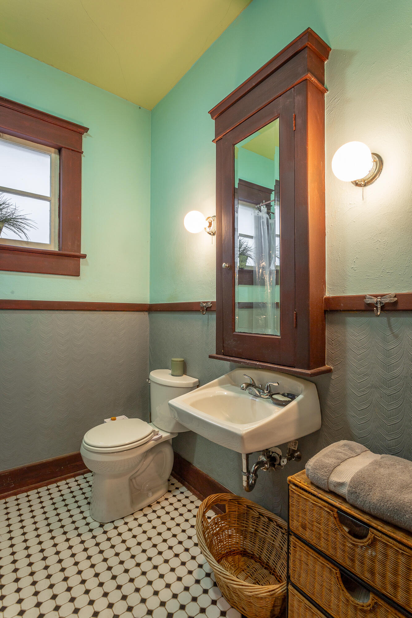 111 Shallowford Road Chattanooga, TN 37404 - Photo 22 of 53 111 Shallowford Rd. HD-31