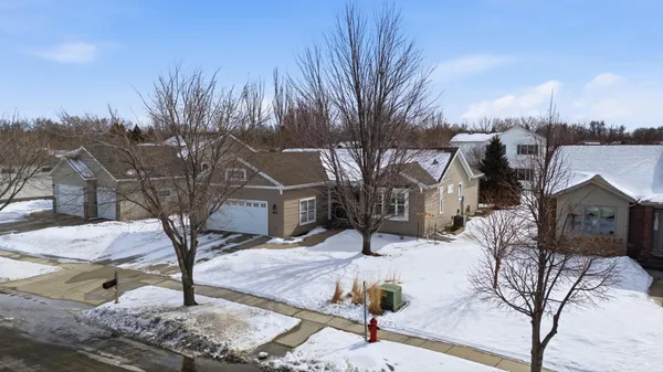 $470,000 | 613 13th Avenue North, Moorhead, MN 56560