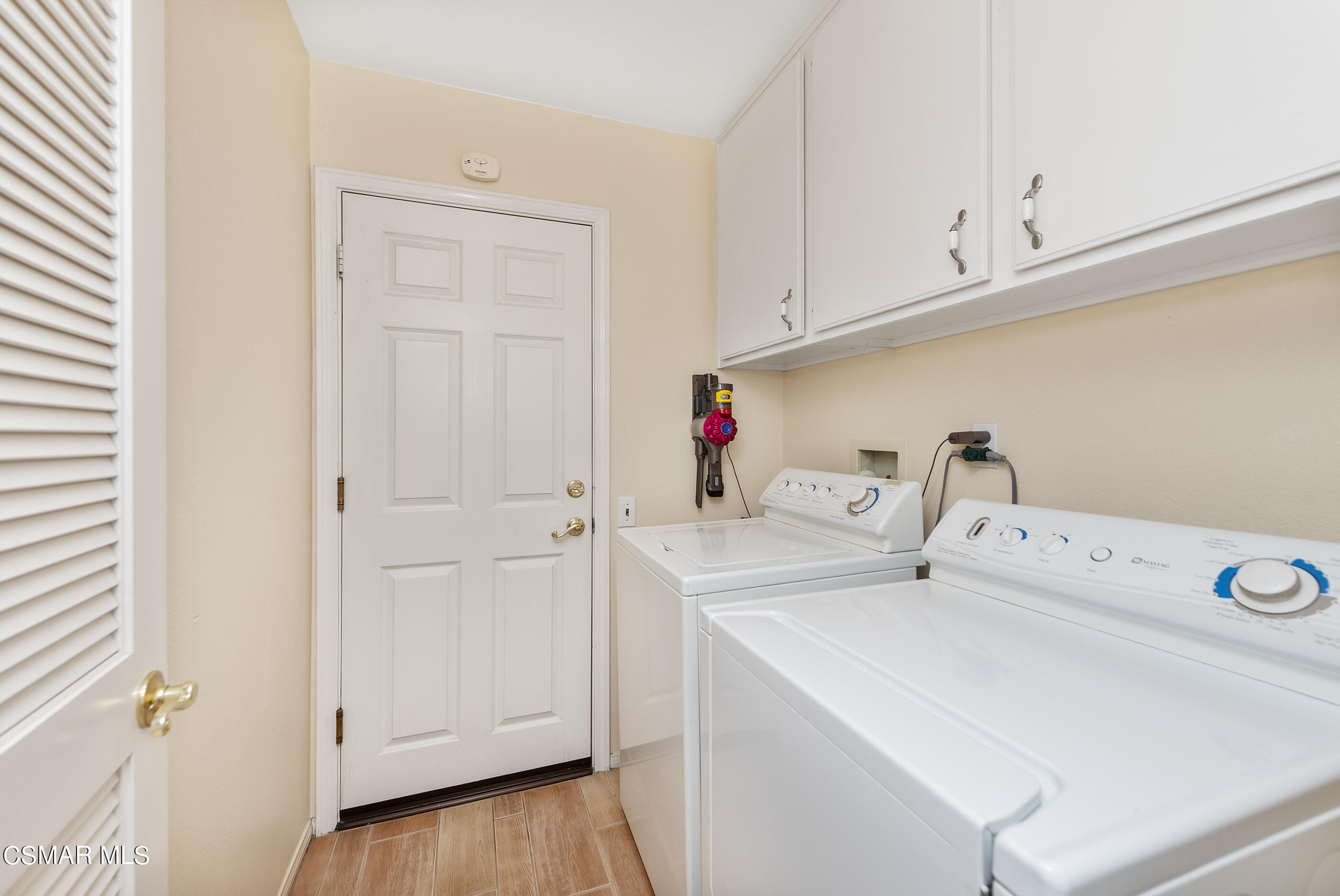 5642 Daisy Street Simi Valley, CA 93063 - Photo 24 of 41 a utility room with dryer and washer