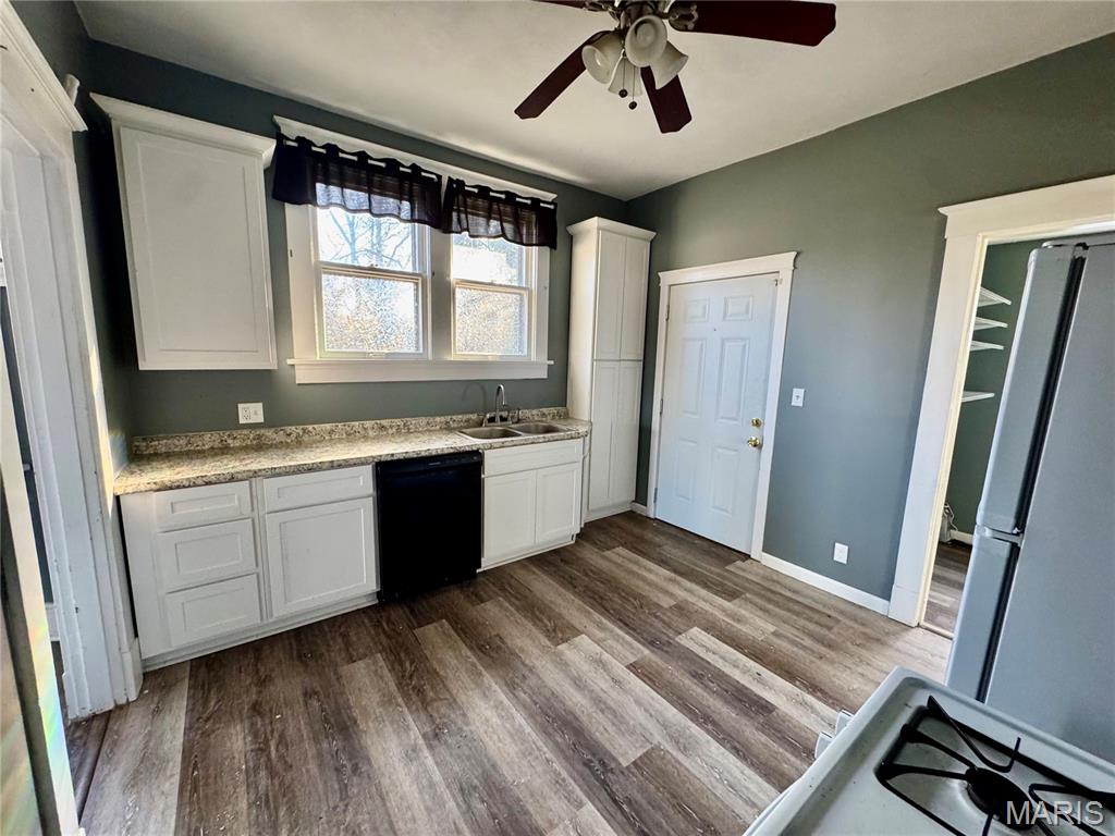 316 West F Street Belleville, IL 62220 - Photo 12 of 17