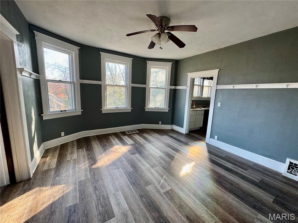 316 West F Street Belleville, IL 62220 - Photo 16 of 32