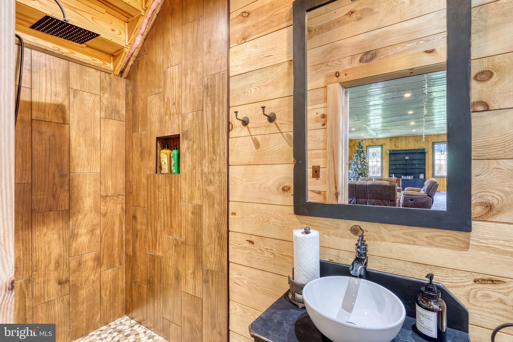 2415 Clearview Lane Spring Grove, PA 17362 - Photo 67 of 149 a bathroom with a sink a toilet and shower