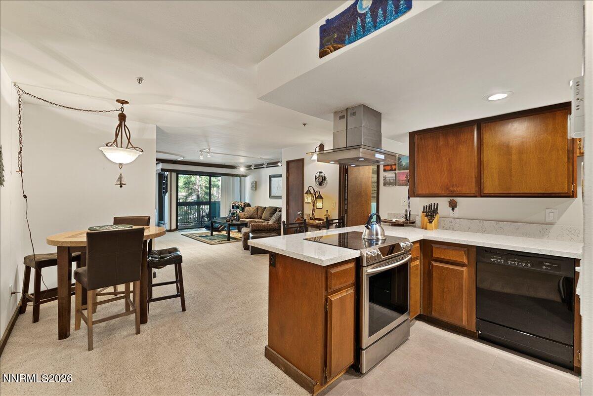 333 Ski Way, Unit 252 Incline Village, NV 89451 - Photo 8 of 34 07-333 Ski Way Incline Village NV 89541