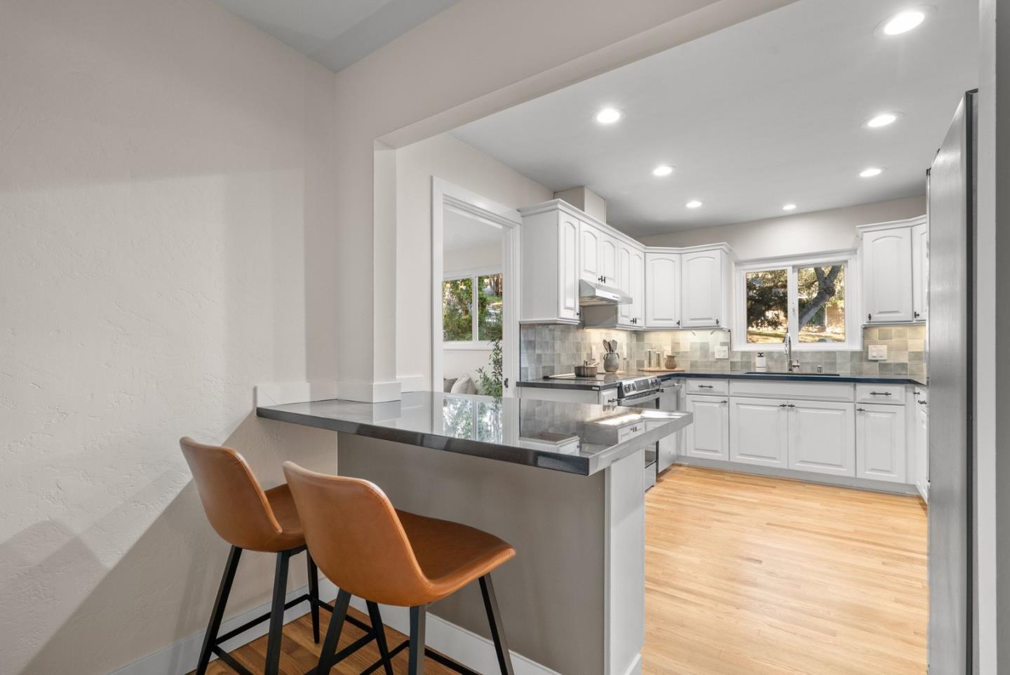 201 Soledad Place Monterey, CA 93940 - Photo 11 of 45