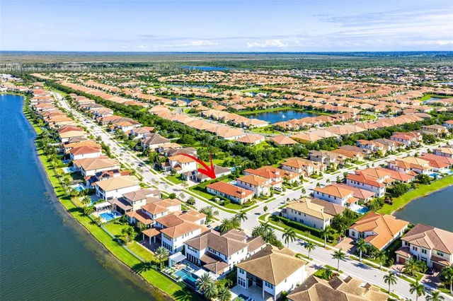view of an outdoor space and a lake view