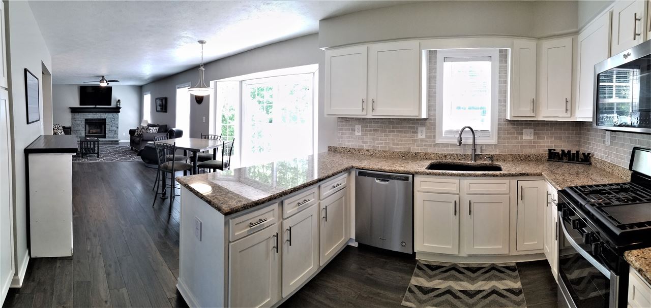 5939 Candover Road Loves Park, IL 61111 - Photo 3 of 25 Gallery Image 3