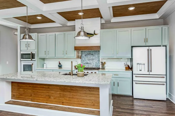 $2,095,000 | 5648 Captain Kidd Road, Hollywood, SC 29449