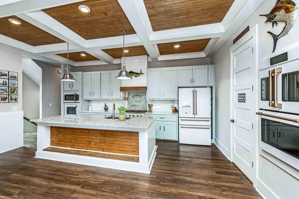 $2,095,000 | 5648 Captain Kidd Road, Hollywood, SC 29449