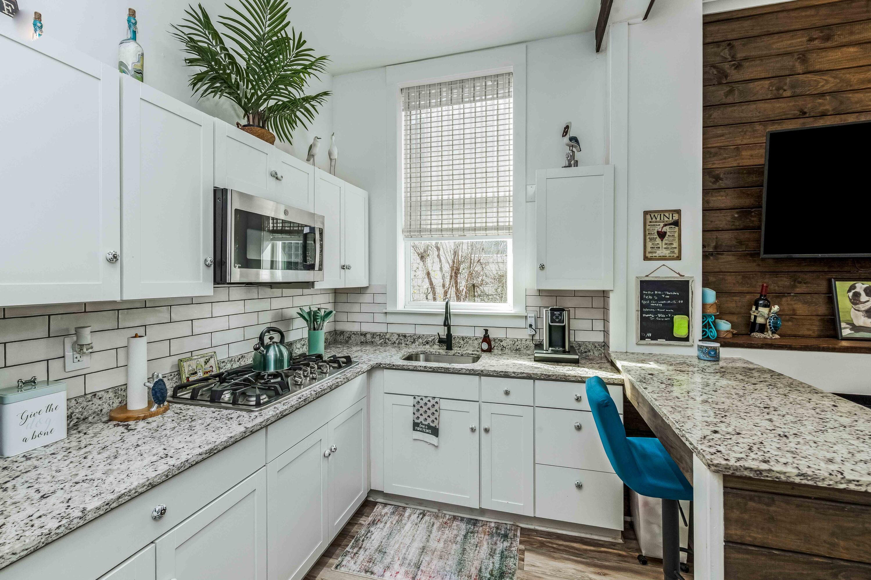 5648 Captain Kidd Road Hollywood, SC 29449 - Photo 81 of 98 Downstairs Suite 5