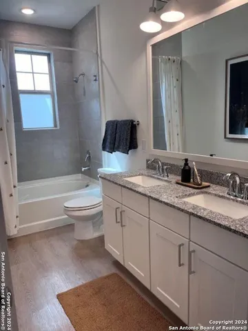 $2,609 | 4510 North Loop 1604 East, Unit TH2, San Antonio, TX 78247