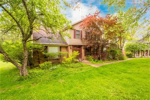 $479,900 | 1693 Hathaway Lane, Pittsburgh, PA 15241
