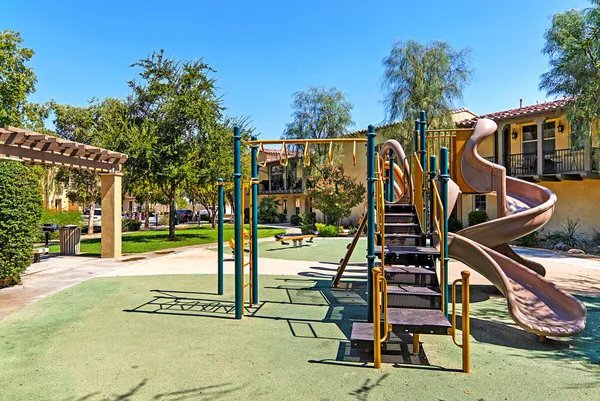 $2,700 | 245 Paseo Gregario, Palm Desert, CA 92211