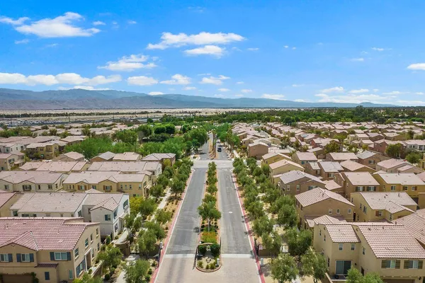 $2,700 | 245 Paseo Gregario, Palm Desert, CA 92211