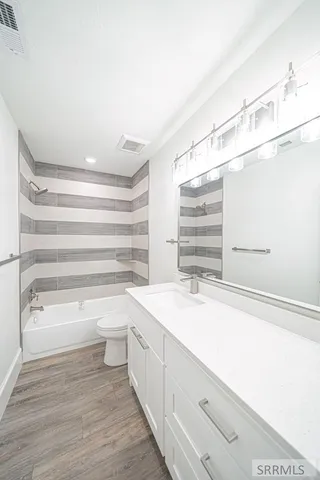 $785,000 | 1571 Palm Spgs Drive, Idaho Falls, ID 83404