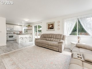 3200 Southeast Hampton Loop Troutdale, OR 97060 - Photo 9 of 45