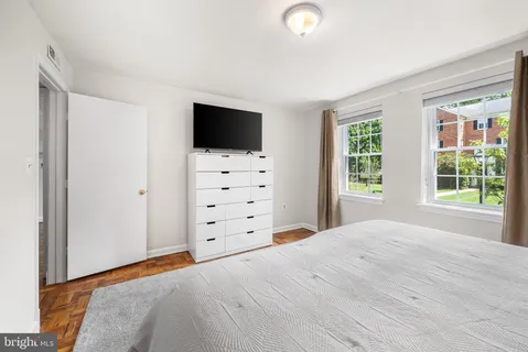 $332,500 | 6505 Potomac Avenue, Unit A1, Alexandria, VA 22307
