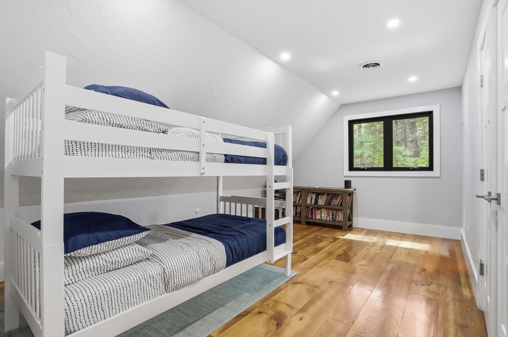 366 River Road Carlisle, MA 01741 - Photo 30 of 42