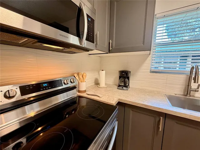 $187,500 | 14010 Northeast 250th Circle, Salt Springs, FL 32134