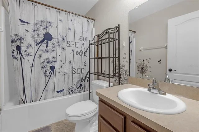 $330,000 | 6523 Evergreen Park Drive, Lakeland, FL 33813