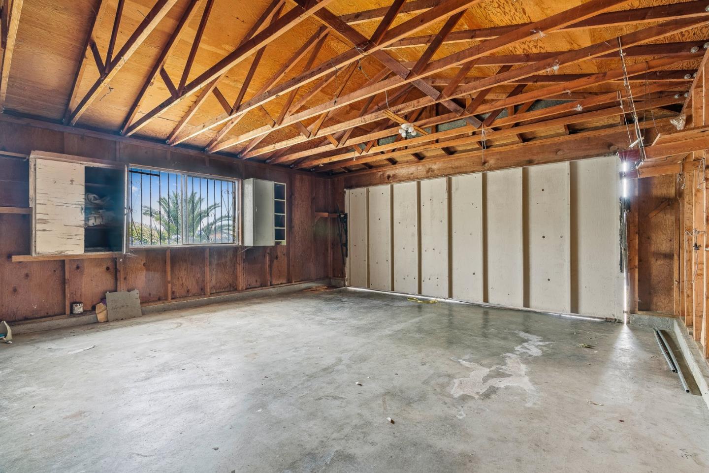 742 Pino Way Salinas, CA 93905 - Photo 17 of 30 an empty room with windows