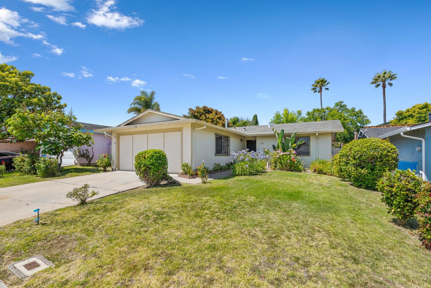 742 Pino Way Salinas, CA 93905 - Photo 2 of 30 a front view of a house with garden