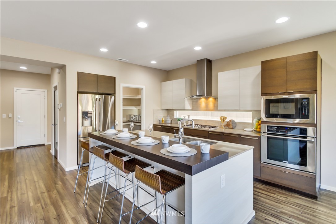 3731 169th Place Southeast Bothell, WA 98012 - Photo 5 of 31 Gallery Image 5
