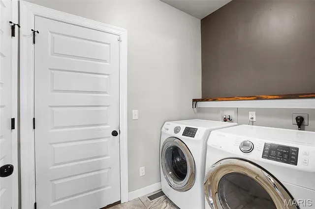 $425,000 | 23 Eagle Court, Wentzville, MO 63385