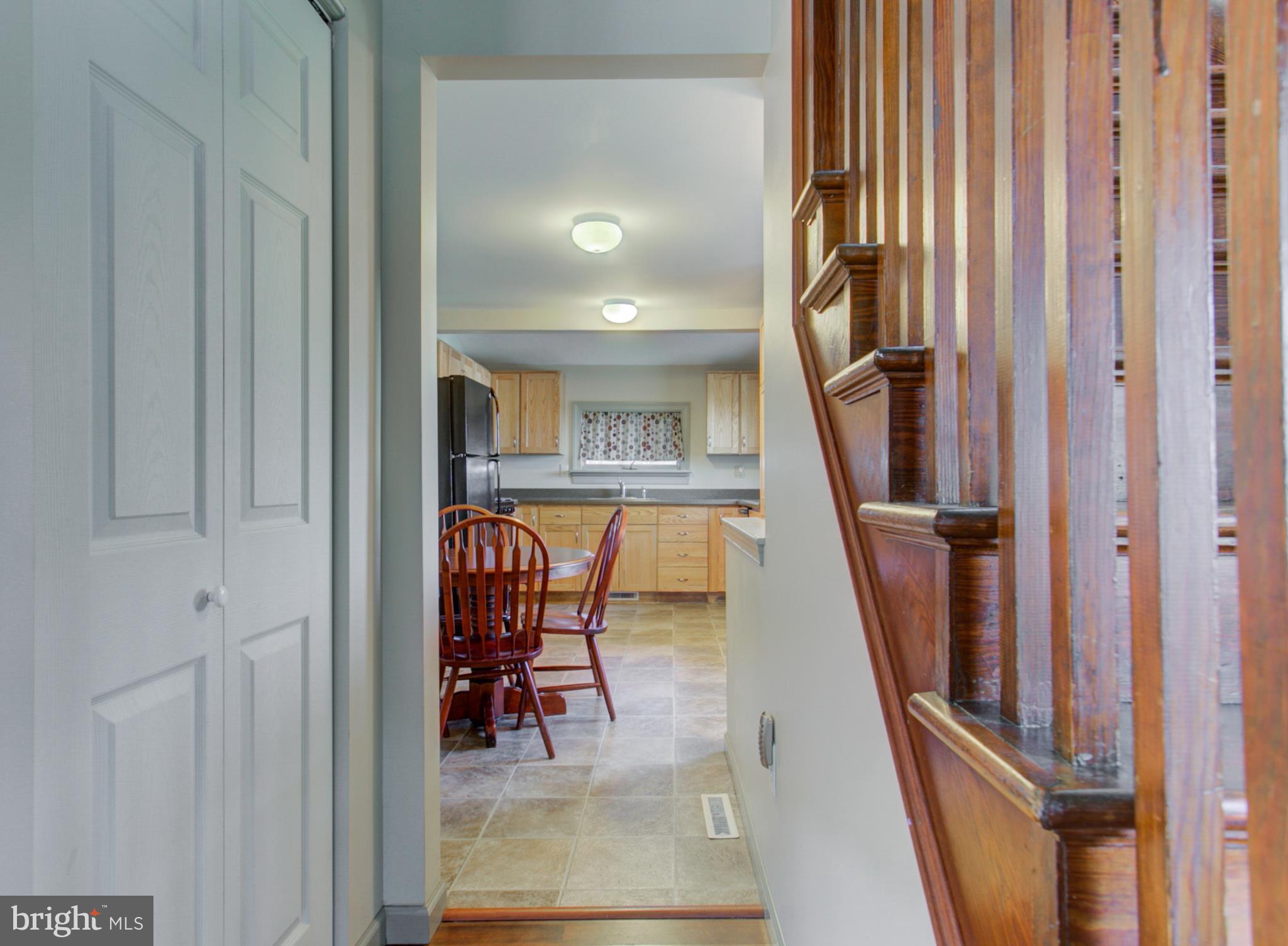 784 Raintree Road Columbia, PA 17512 - Photo 3 of 25 Gallery Image 3