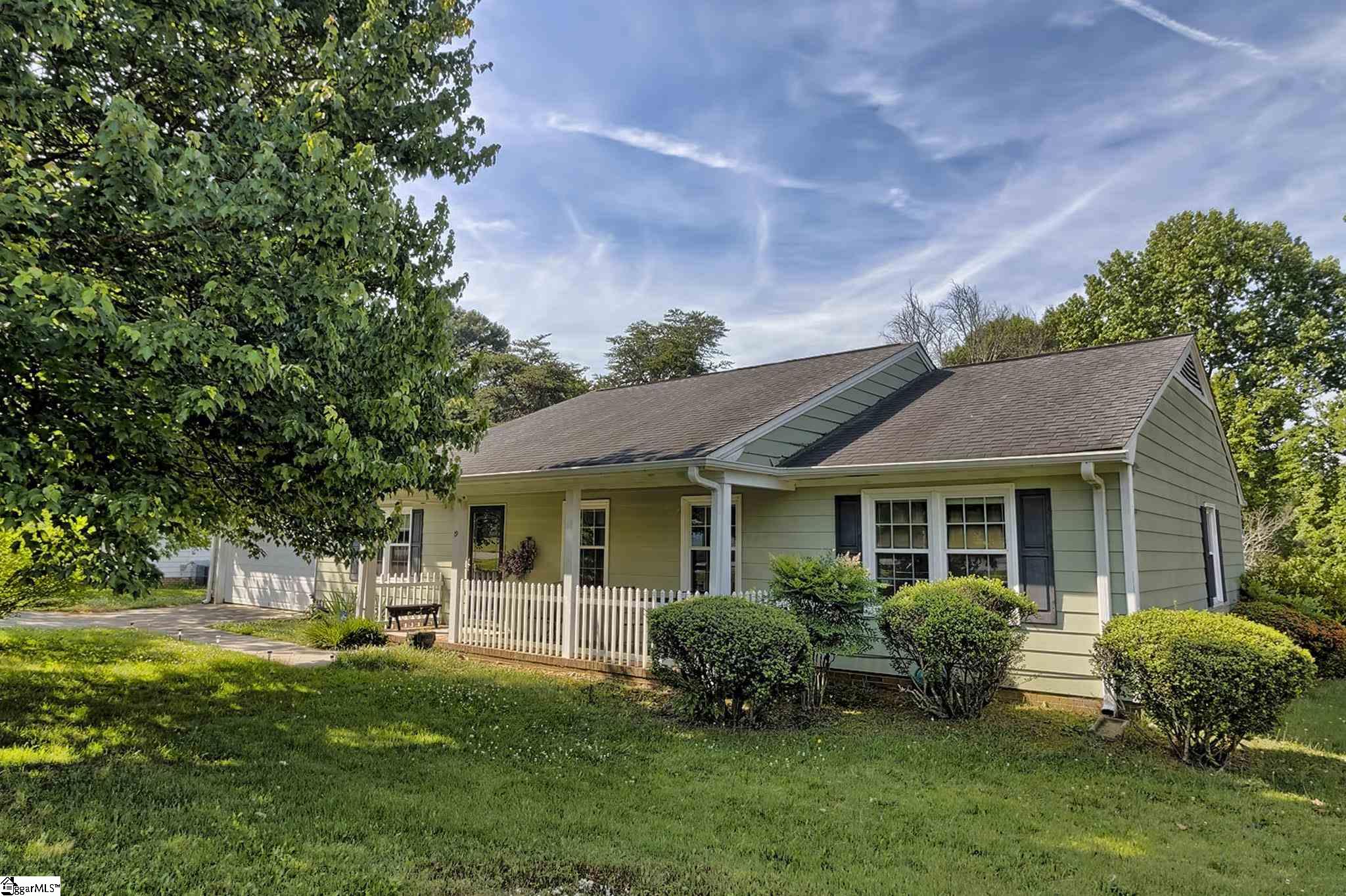 19 Mitchell Road Greenville, SC 29615 - Photo 1 of 21 Gallery Image 1