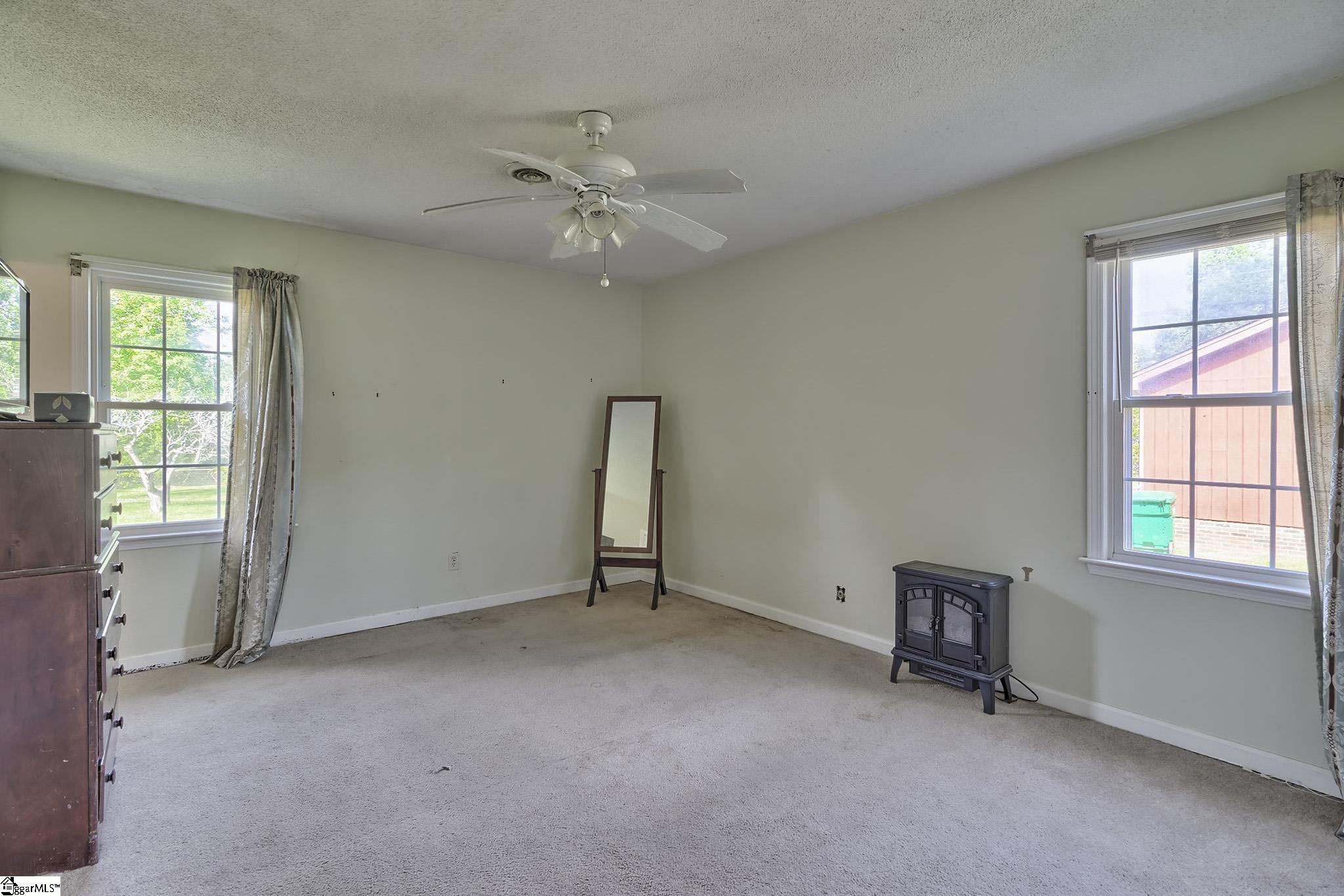 19 Mitchell Road Greenville, SC 29615 - Photo 13 of 21 Gallery Image 13