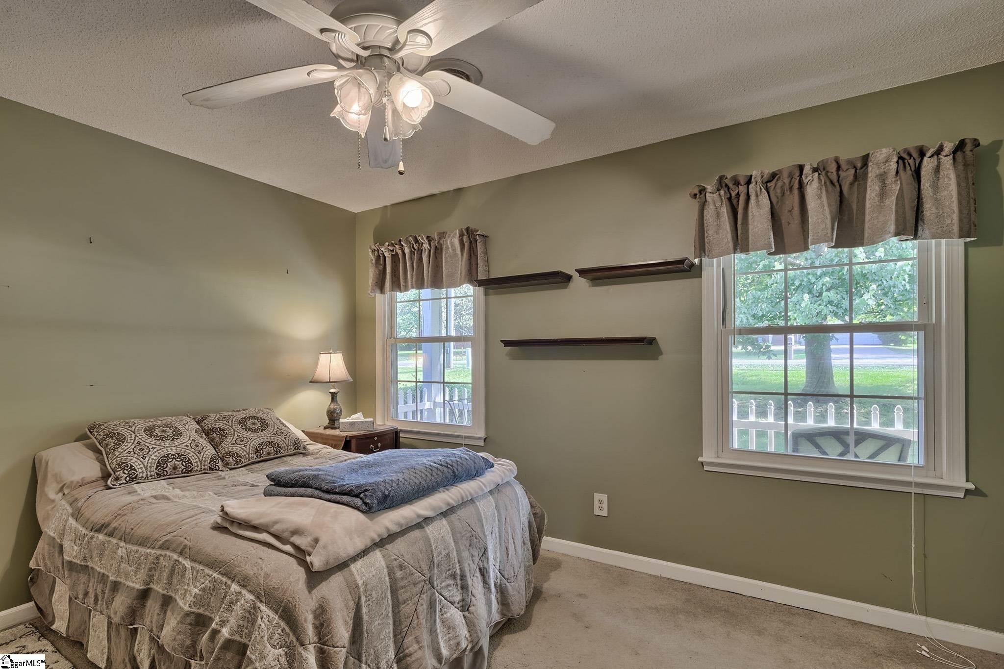 19 Mitchell Road Greenville, SC 29615 - Photo 17 of 21 Gallery Image 17