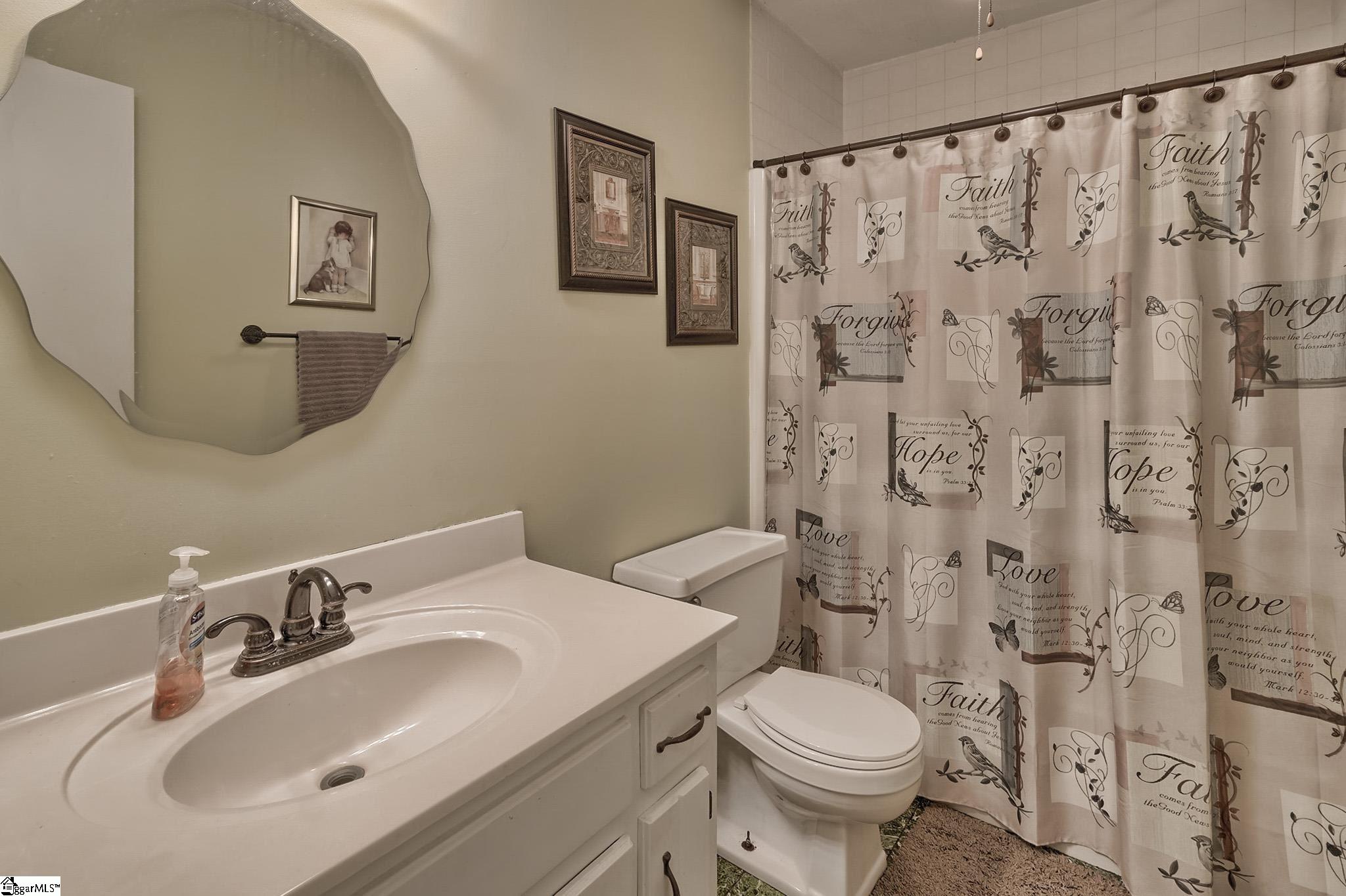 19 Mitchell Road Greenville, SC 29615 - Photo 18 of 21 Gallery Image 18