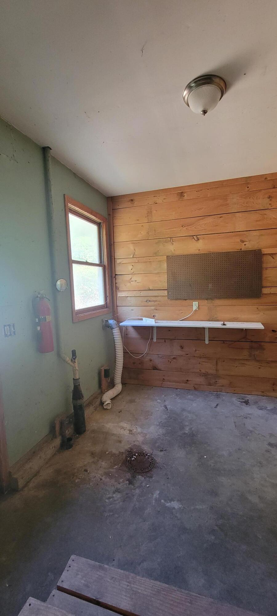 80 Bog Road Albion, ME 04910 - Photo 21 of 22 22. First Floor Laundry-Mudroom